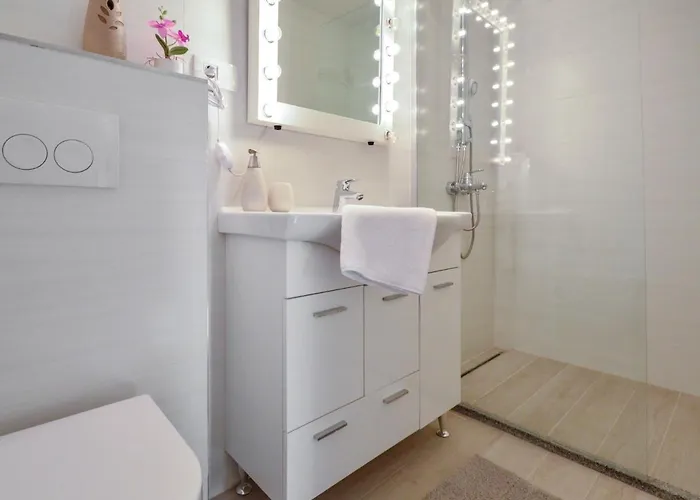 Bloom Garden By Interhome