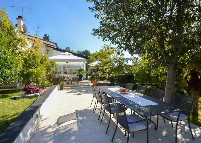 Bloom Garden By Interhome Vakantiehuis Šibenik